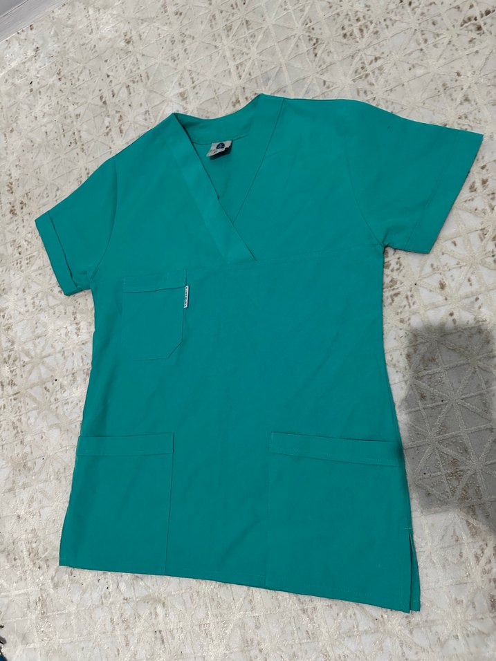 Turkuaz scrubs Hastane Kıyafeti Kısa Kollu - Görsel 2