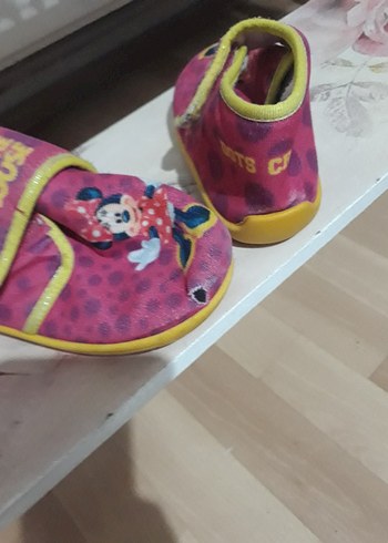 Kız Çocuk Minnie Mouse Sıcak Terlik - Görsel 3
