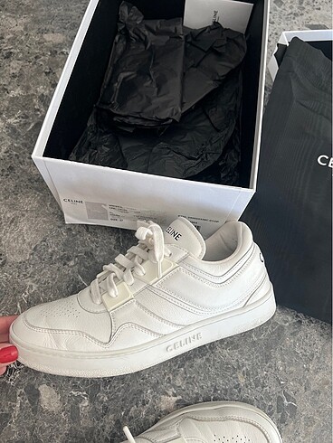 37 Beden beyaz Renk Celine sneaker