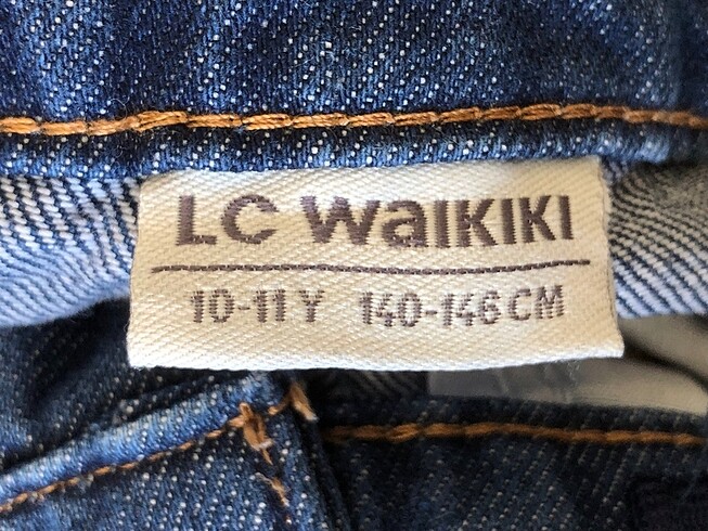10 Yaş Beden 10-11 YAŞ LC WAIKIKI KOT PANTOLON