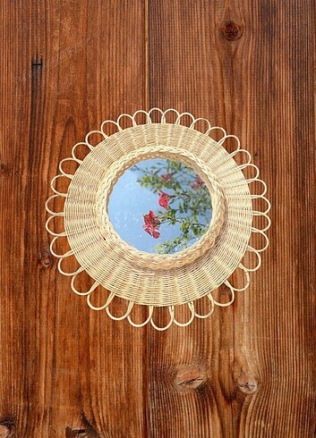  Beden Rattan Ayna