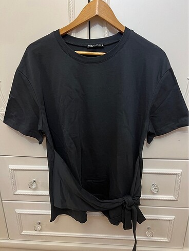 Zara Tshirt
