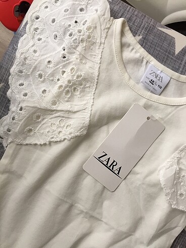 Zara Çıtçıtlı dantelli badi