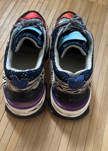 Renkli Yılan Desenli Kadın Spor Ayakkabı marka temsili - Görsel 2