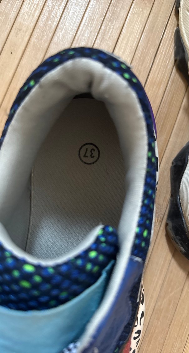 Renkli Yılan Desenli Kadın Spor Ayakkabı marka temsili - Görsel 4