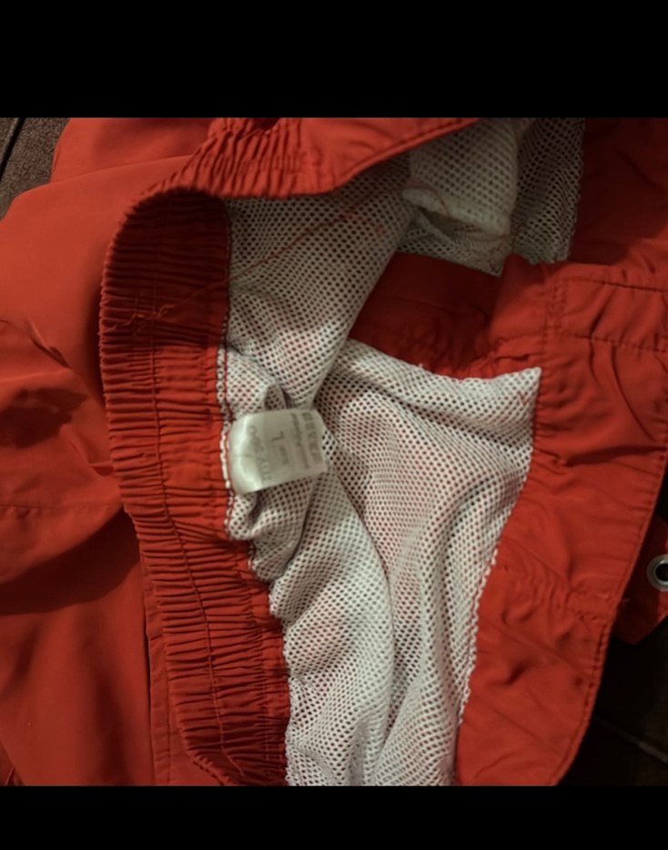 Kırmızı Düğmeli Erkek Yüzme Şortu - Görsel 2