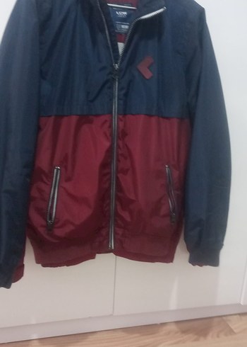 LC Waikiki Bordo Siyah Fermuarli Erkek Yagmurluk