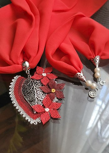 Kırmızı Boncuklu igne oyalı Bohem Kadın fular
