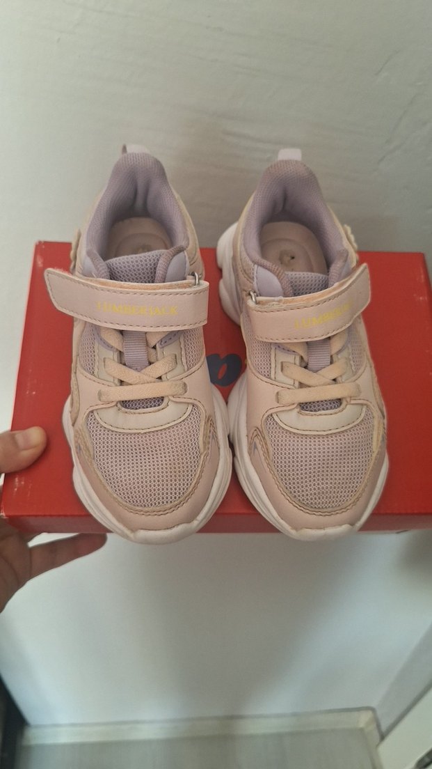 Kız Çocuk Bej Cırt Cırtlı Spor Ayakkabı - Görsel 2