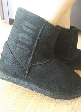 38 Beden siyah Renk 37 38 uyumlu ugg
