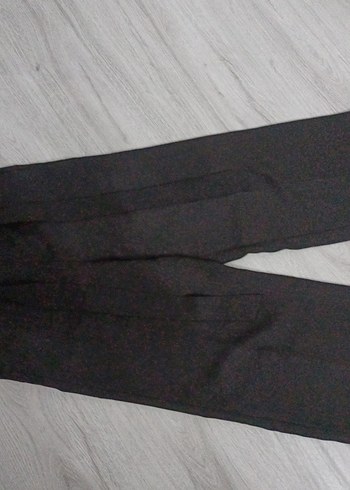 Kadın Siyah Kumaş Kemerli Pantolon - Görsel 2