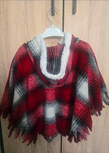 Kız Çocuk Kapüşonlu Kırmızı Gri Panço - Görsel 2