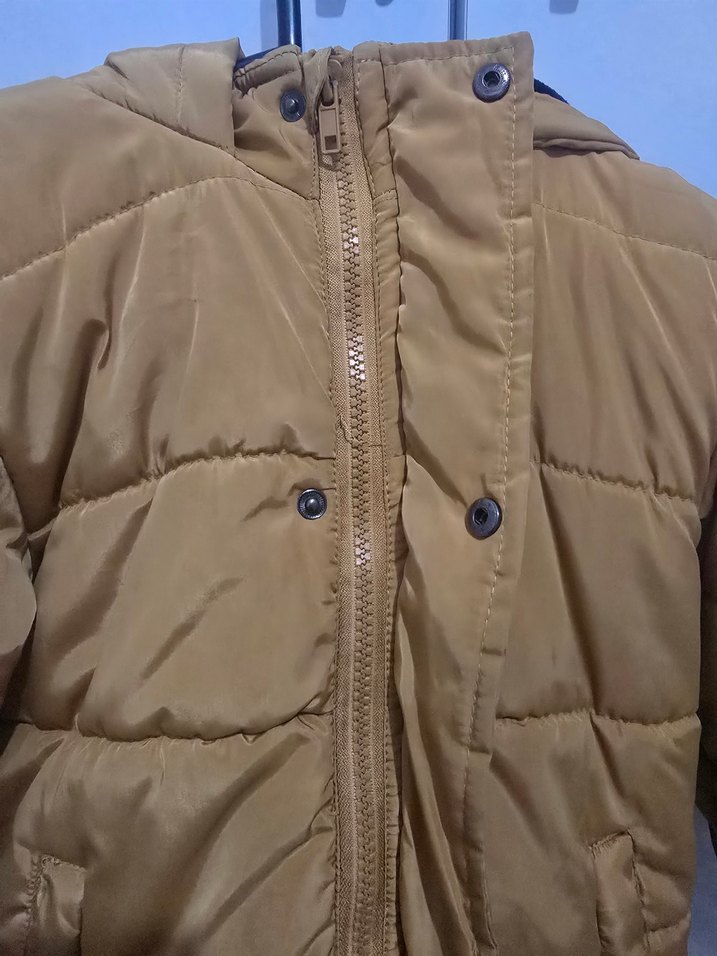 Bej Düğmeli Erkek Çocuk Mont - Görsel 3