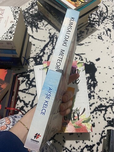  Kumsaldaki meteor kitap
