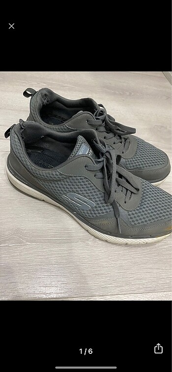 Skechers