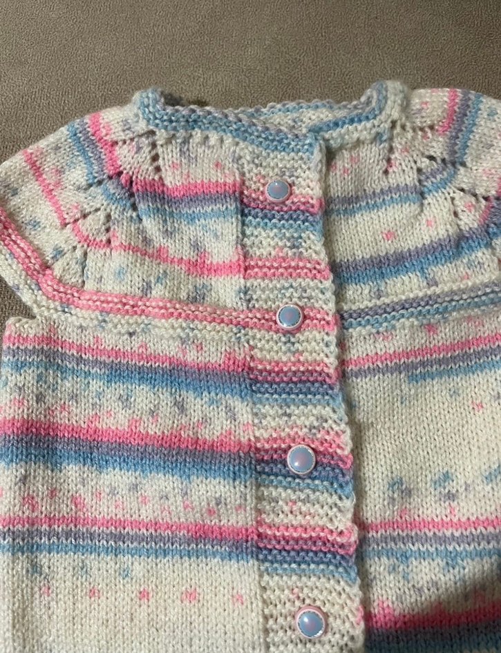 Örgü bebek yeleği - Görsel 2