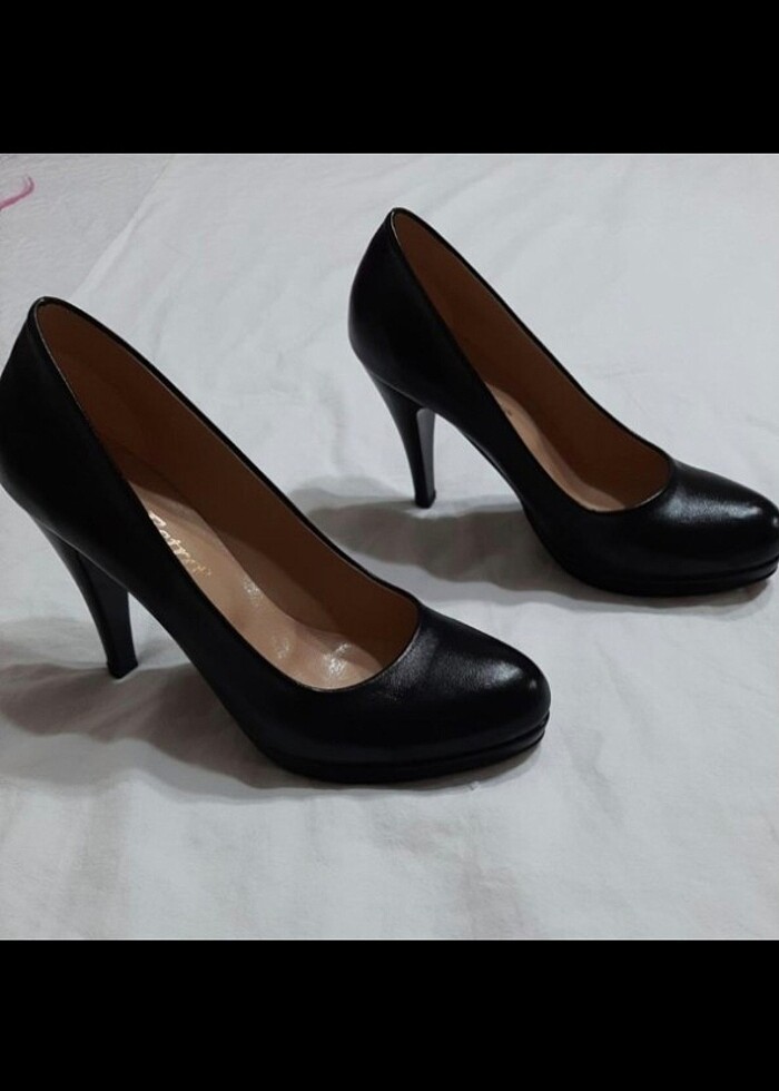 Topuklu ayakkabı - Görsel 3