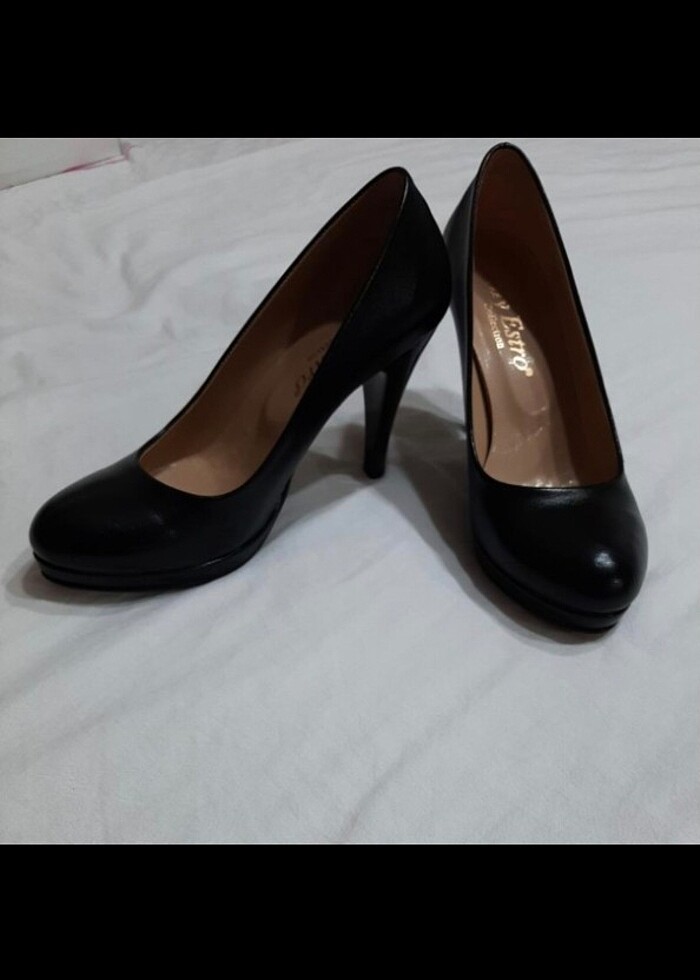 Topuklu ayakkabı - Görsel 4