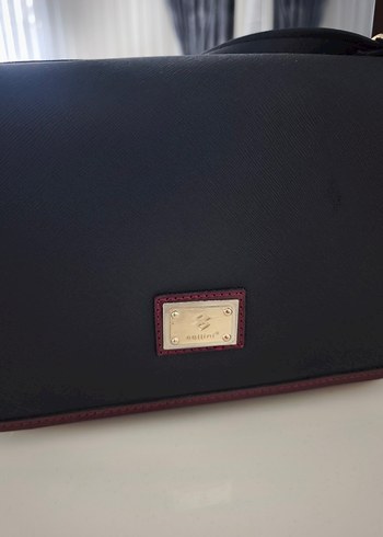 Klasik Siyah Deri Kadın Çapraz Çanta - Görsel 5