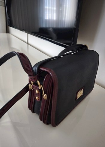 Klasik Siyah Deri Kadın Çapraz Çanta - Görsel 6