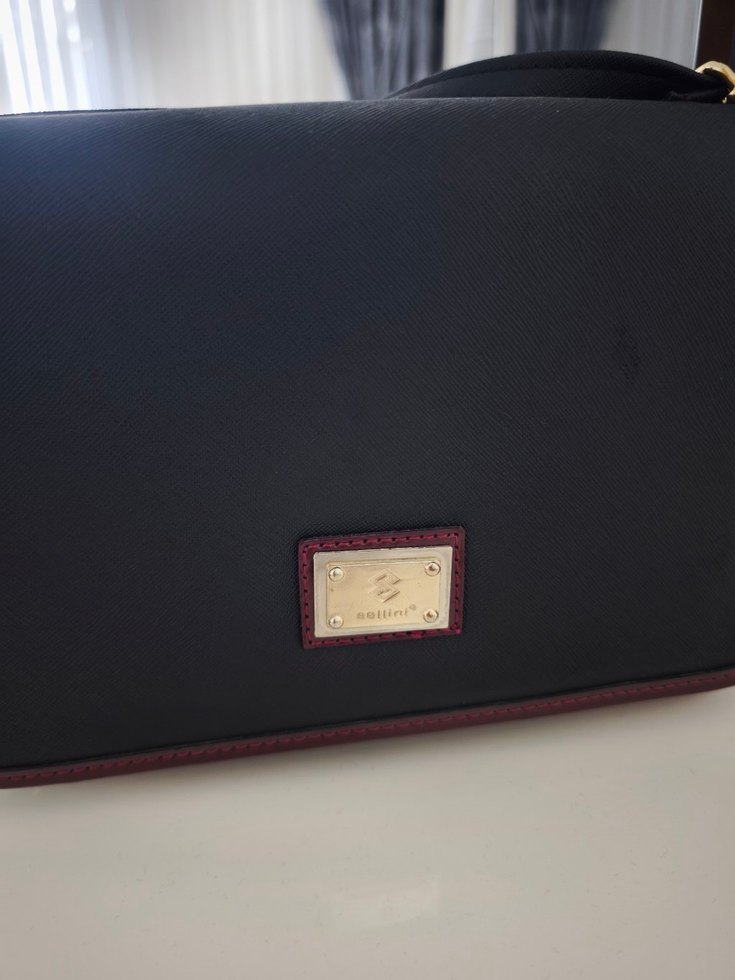 Klasik Siyah Deri Kadın Çapraz Çanta - Görsel 5