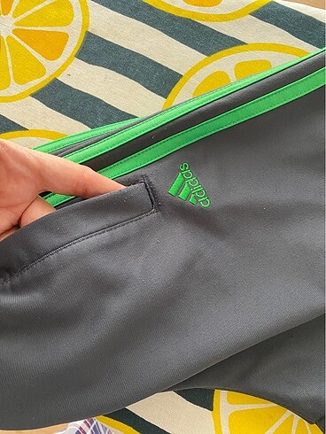 Adidas Adidas 7 yaş eşofman altı