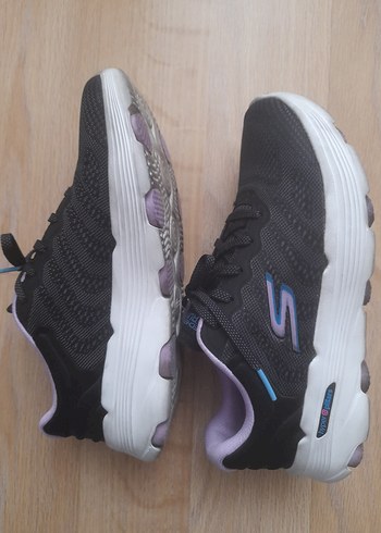 skechers koşu ayakkabisi - Görsel 3