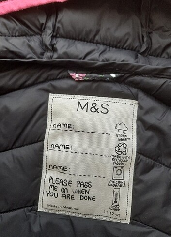 11-12 Yaş Beden siyah Renk M&s mont