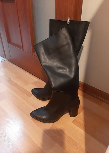 Kadın Siyah Deri Topuklu Diz Boyu Çizme - Görsel 2