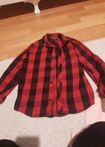 Düğmeli Uzun Kollu Kırmızı Kareli Gömlek - Görsel 3