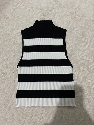 Bershka crop