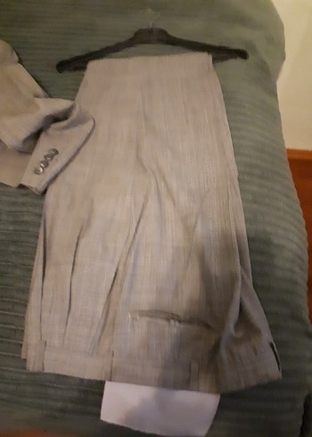 Bej Düğmeli Erkek Takım Elbise - Görsel 4