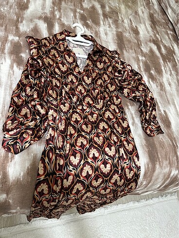 LC Waikiki Saten elbise