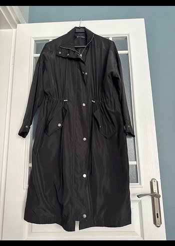 Siyah Düğmeli Uzun Kadın Trençkot - Görsel 4