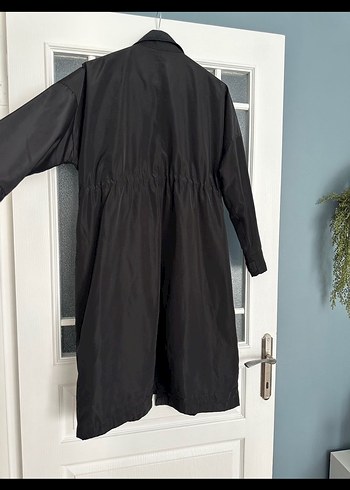 Siyah Düğmeli Uzun Kadın Trençkot - Görsel 3