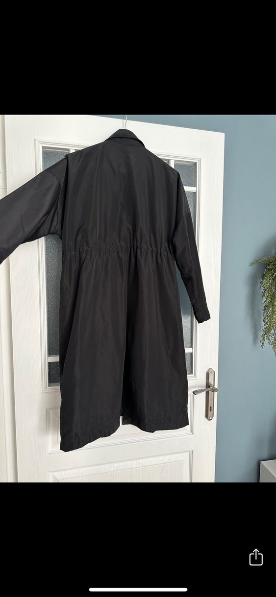 Siyah Düğmeli Uzun Kadın Trençkot - Görsel 3