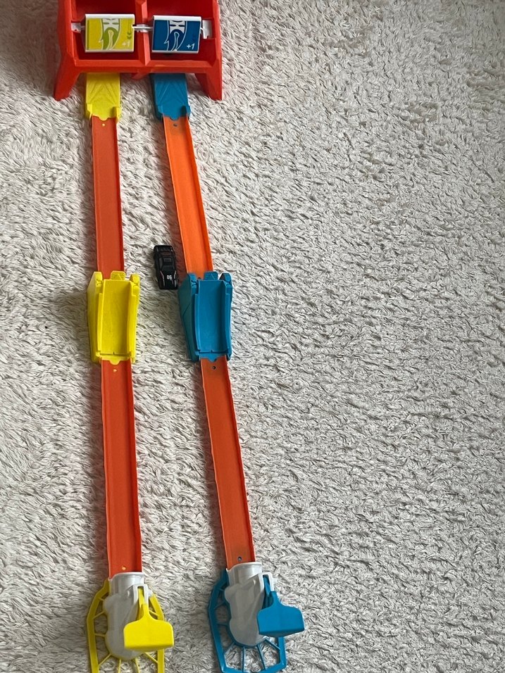 Hot Wheels oyun parkuru - Görsel 2