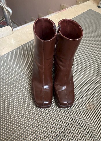 37 Beden Kahverengi bordo mürdüm Deri Fermuarlı Topuklu bershka Bot