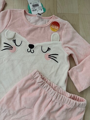LC Waikiki Kadife pijama takımı