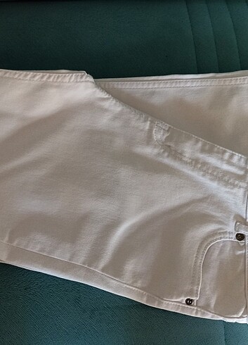 BEYAZ DİZLERİ YIRTIK DENİM PANTOLON - Görsel 7