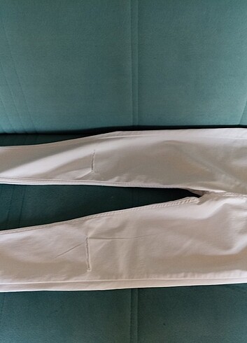 BEYAZ DİZLERİ YIRTIK DENİM PANTOLON - Görsel 10