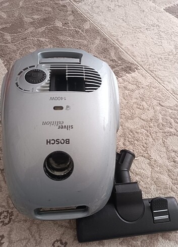 Bosch elektrikli Süpürge çalışır parça vs.