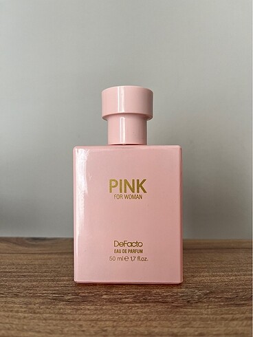 Defacto pink parfüm