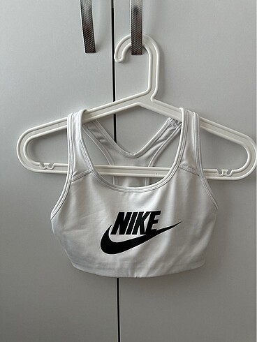 Nike dri-fit spor sütyeni