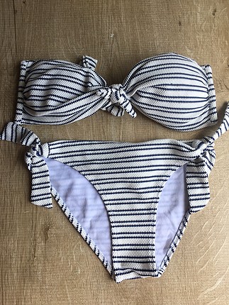 Çizgili Bikini