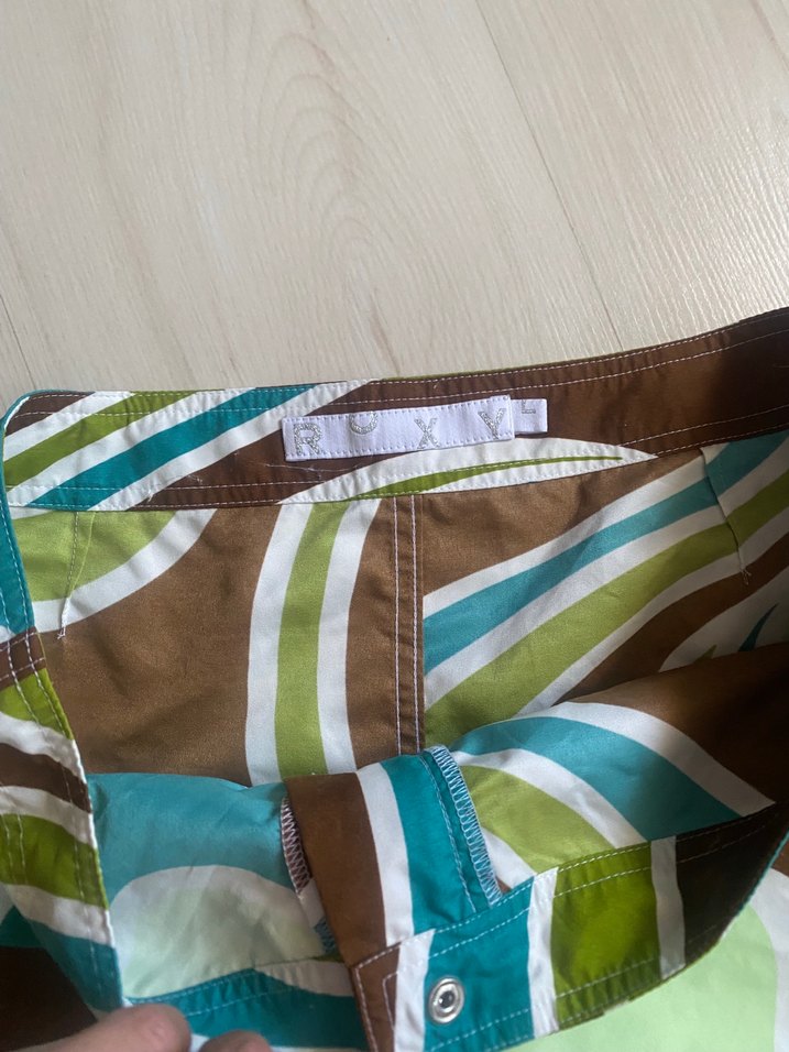 Roxy kadin deniz sortu - Görsel 3