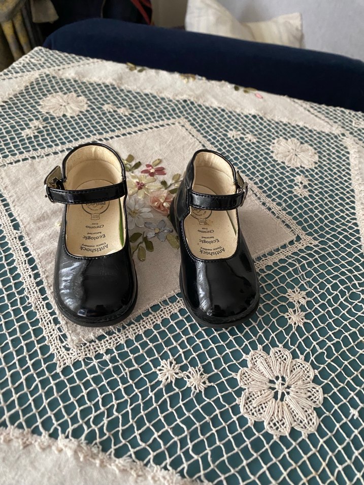 Kız Çocuk Siyah Kemerli Rugan Ayakkabı - Görsel 3