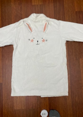 Beyaz Baskılı Kız Çocuk Bornozu - Görsel 2