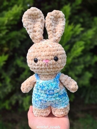 Bunny tulumlu tavşan crochet amigurumi