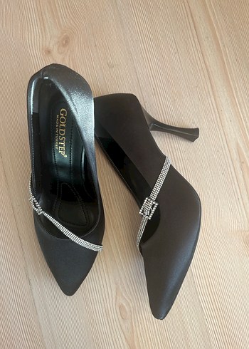 Siyah Tokalı İnce Topuklu Kadın Abiye Ayakkabı - Görsel 3
